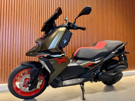 BMW C 400 X BMW C 400 X